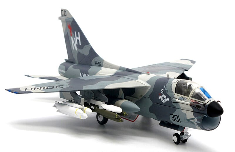 Fine 1 / 72 US Navy a-7e A7 fighter Operation Mantis Alloy collection model