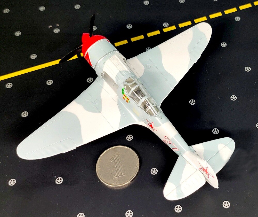 1:72 Soviet Union La-7 fighter Kudzu bus World War II aircraft model Finished product 36331