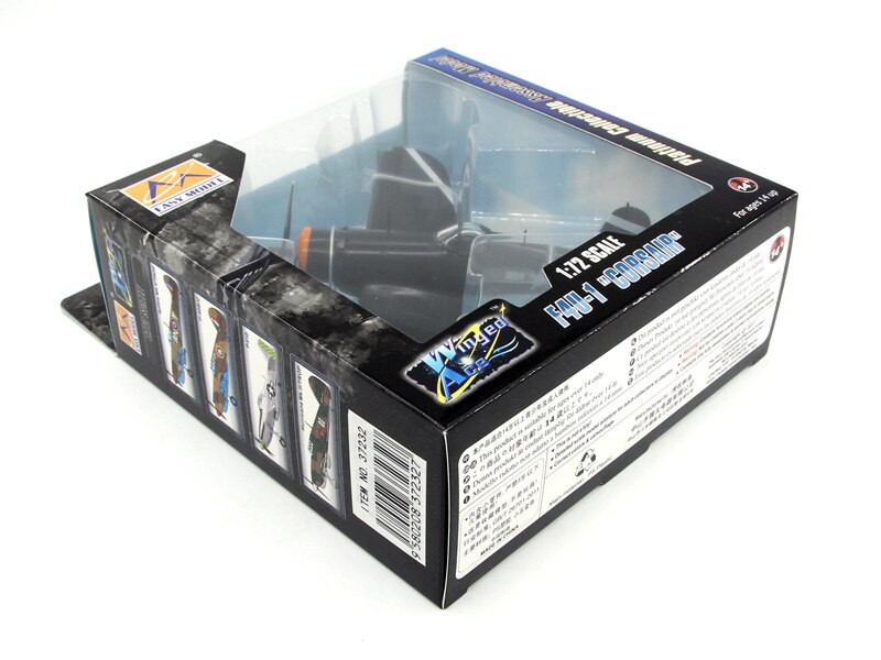 1 / 72 World War II US Navy f4u-1d fighter Cv-19 Hancock 1945 Finished product model 37232