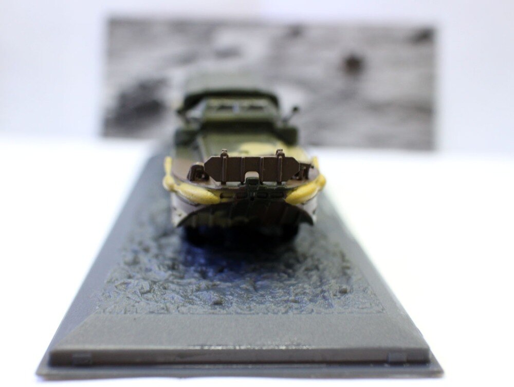 rare fine 1/72 World War II Dukw-353 amphibious transport vehicle model Alloy collection model rare fine 1/72 World War II Dukw-353 amphibious transport vehicle model Alloy collection model