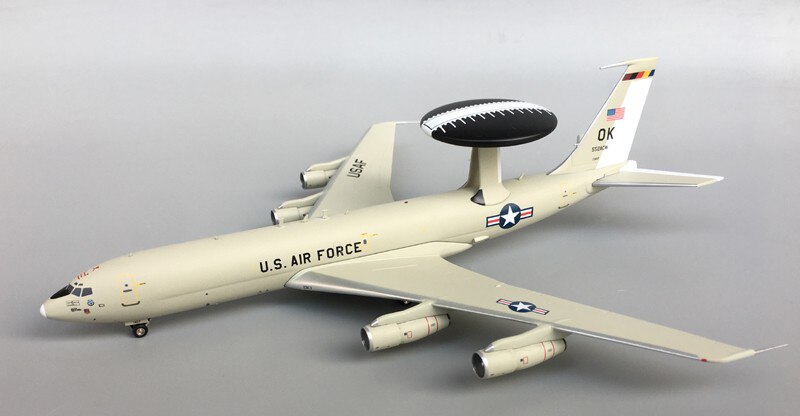 fine 1 / 200 USAF e-3b early warning aircraft model 552ACW Alloy collection model fine 1 / 200 USAF e-3b early warning aircraft model 552ACW Alloy collection model