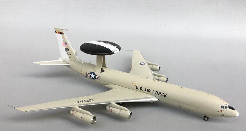 fine 1 / 200 USAF e-3b early warning aircraft model 552ACW Alloy collection model fine 1 / 200 USAF e-3b early warning aircraft model 552ACW Alloy collection model