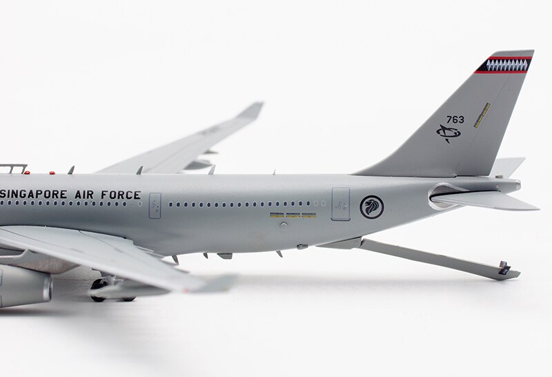 1:400 Singapore Air Force A330 tanker model Alloy simulation ornament Collection 1:400 Singapore Air Force A330 tanker model Alloy simulation ornament Collection