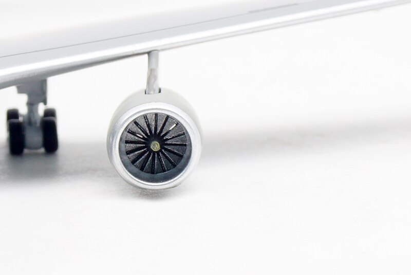 1:400 Singapore Air Force A330 tanker model Alloy simulation ornament Collection 1:400 Singapore Air Force A330 tanker model Alloy simulation ornament Collection