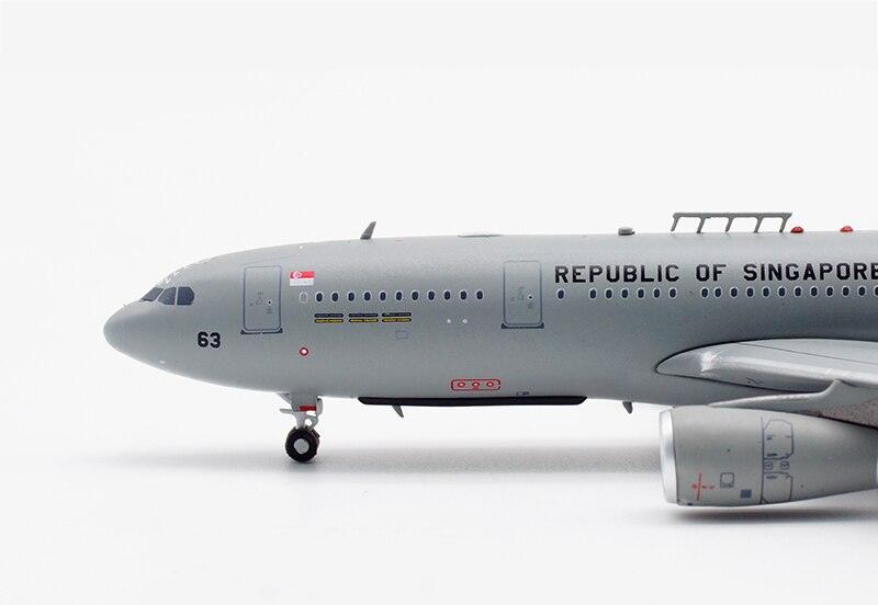 1:400 Singapore Air Force A330 tanker model Alloy simulation ornament Collection 1:400 Singapore Air Force A330 tanker model Alloy simulation ornament Collection