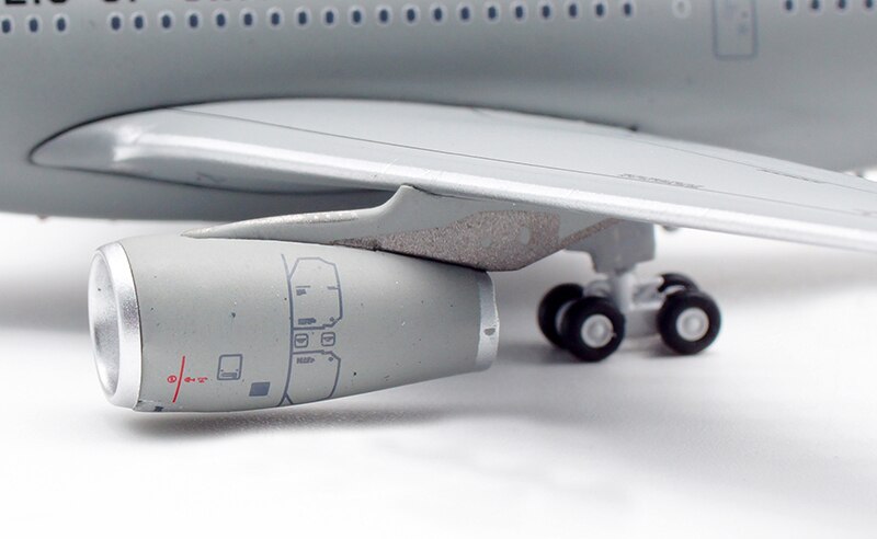 1:400 Singapore Air Force A330 tanker model Alloy simulation ornament Collection 1:400 Singapore Air Force A330 tanker model Alloy simulation ornament Collection