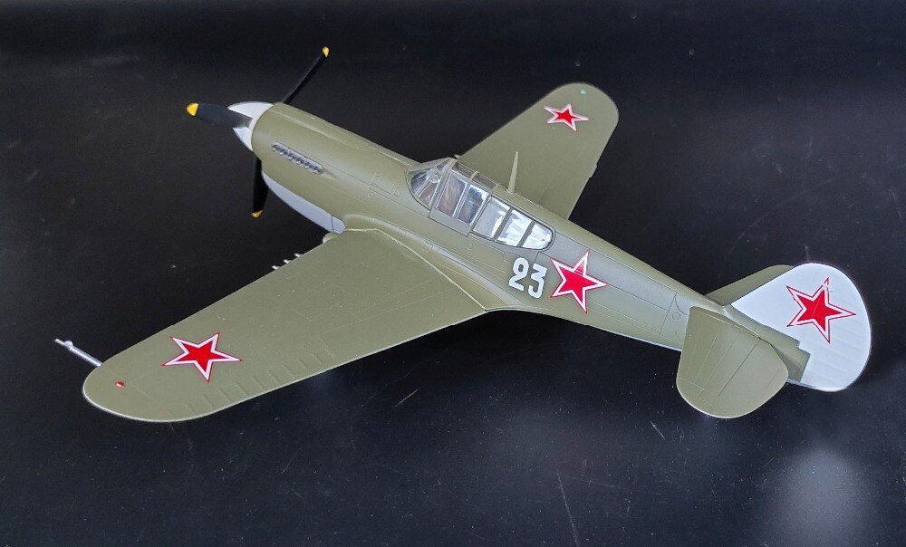 1:48 World War II U.S. p-40m fighter model Soviet painting Finished product simulation model 39314 1:48 World War II U.S. p-40m fighter model Soviet painting Finished product simulation model 39314
