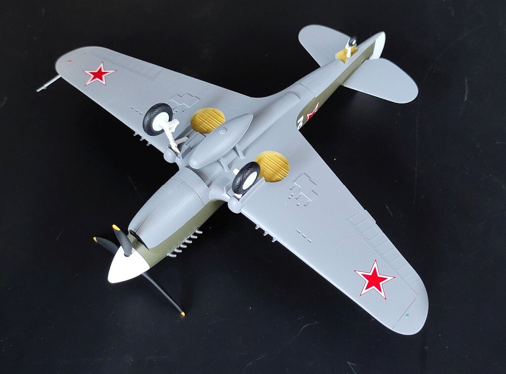 1:48 World War II U.S. p-40m fighter model Soviet painting Finished product simulation model 39314 1:48 World War II U.S. p-40m fighter model Soviet painting Finished product simulation model 39314