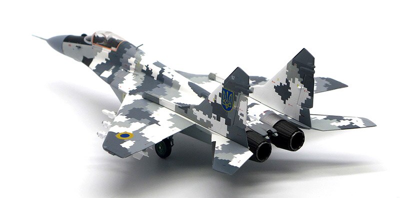 1 / 72 MiG-29 um1 C fighter Ukrainian air force 2014 Alloy finished product collection model 1 / 72 MiG-29 um1 C fighter Ukrainian air force 2014 Alloy finished product collection model