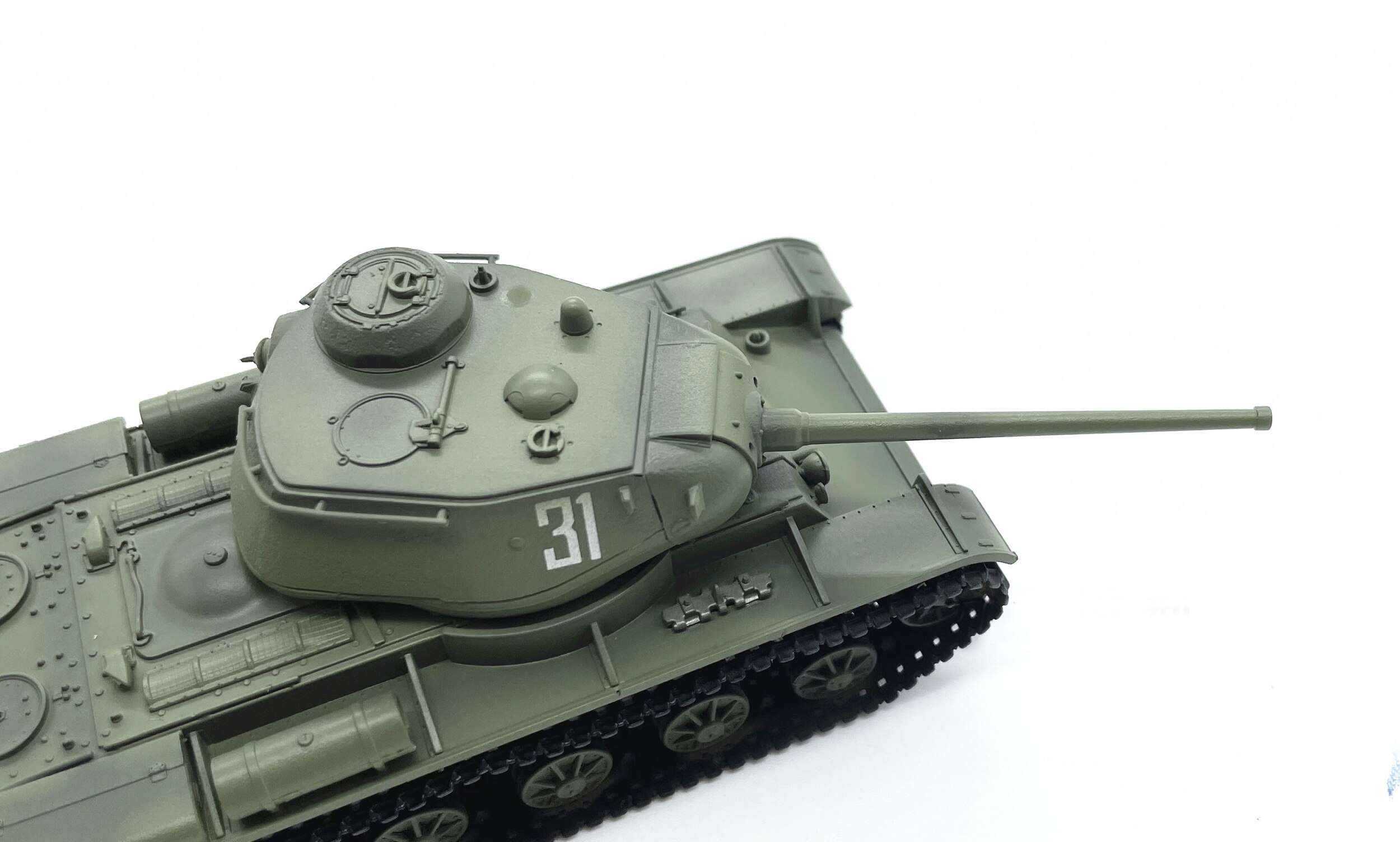 1: 72 World War II Soviet Union kv-85 heavy tank model 31# Trumpeter 35129 Collection model