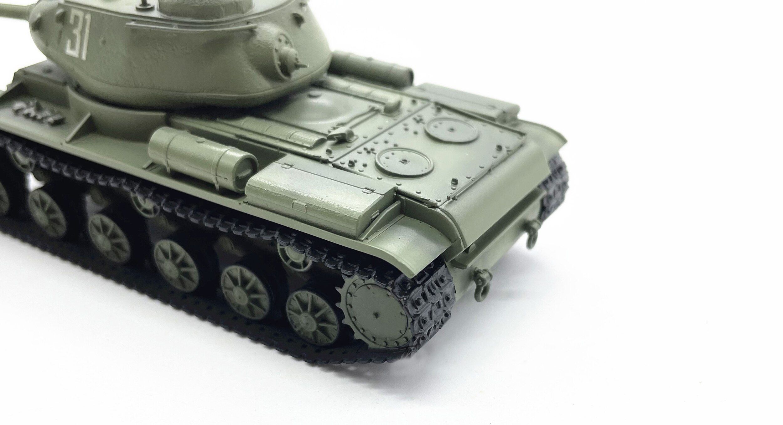 1: 72 World War II Soviet Union kv-85 heavy tank model 31# Trumpeter 35129 Collection model