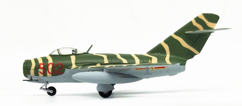 1:72 MiG MIG15 Model of Air Force of China Trumpeter 37133 Collection model