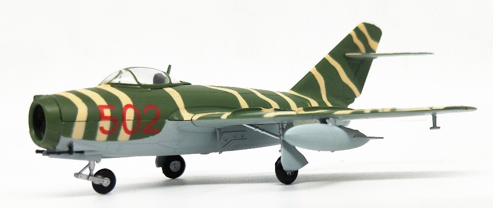 1:72 MiG MIG15 Model of Air Force of China Trumpeter 37133 Collection model
