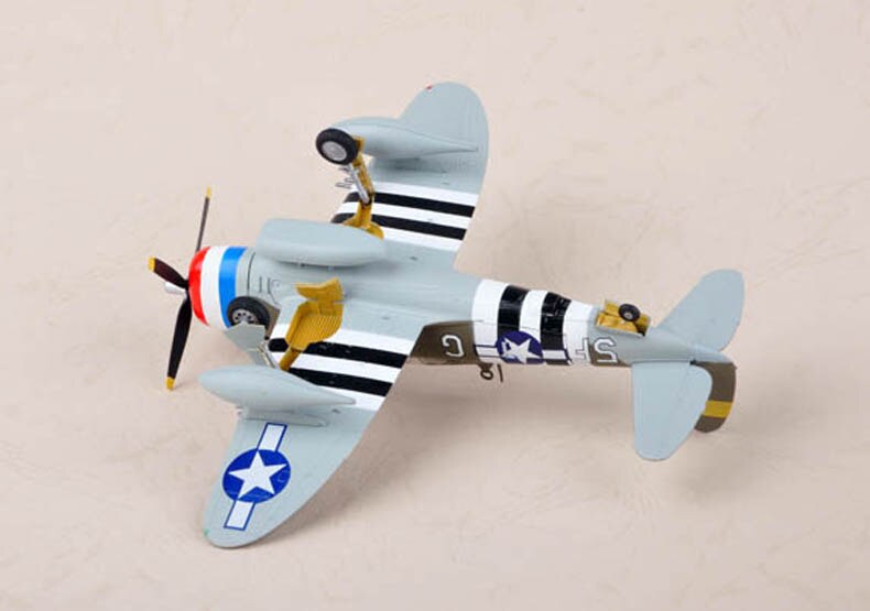 Trumpet 1:72 US World War P-47D razor back fighter 36423 finished model