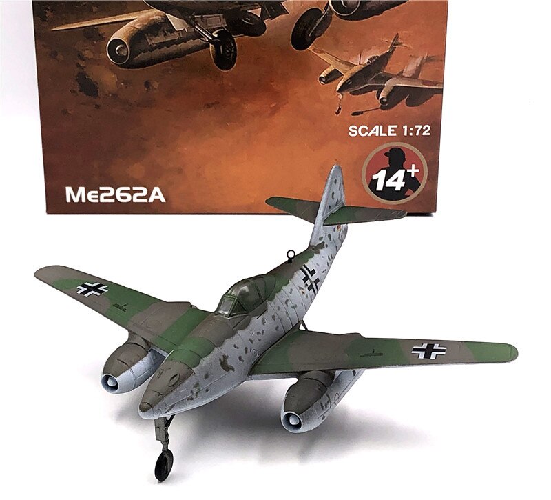 fine 1:72 German me262 jet fighter model Old edition Semi alloy collection model