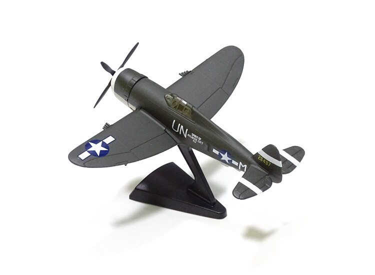 1 / 100 World War II American P47 fighter Propeller rotatable Alloy finished product collection model 1 / 100 World War II American P47 fighter Propeller rotatable Alloy finished product collection model