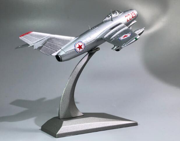 rare Special Offer 1:72 Korean War China Air Force J5 MiG 15 fighter model alloy Collection Model