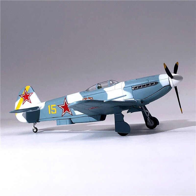 Special Offer 1:72 Soviet Red Army in World War II JAK3 Simulated Alloy Fighter Model Ornament Collection