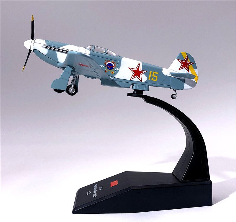 Special Offer 1:72 Soviet Red Army in World War II JAK3 Simulated Alloy Fighter Model Ornament Collection