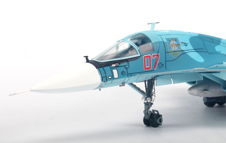 Fine 1 / 72 Russian air force Su-34 fighter Alloy collection model