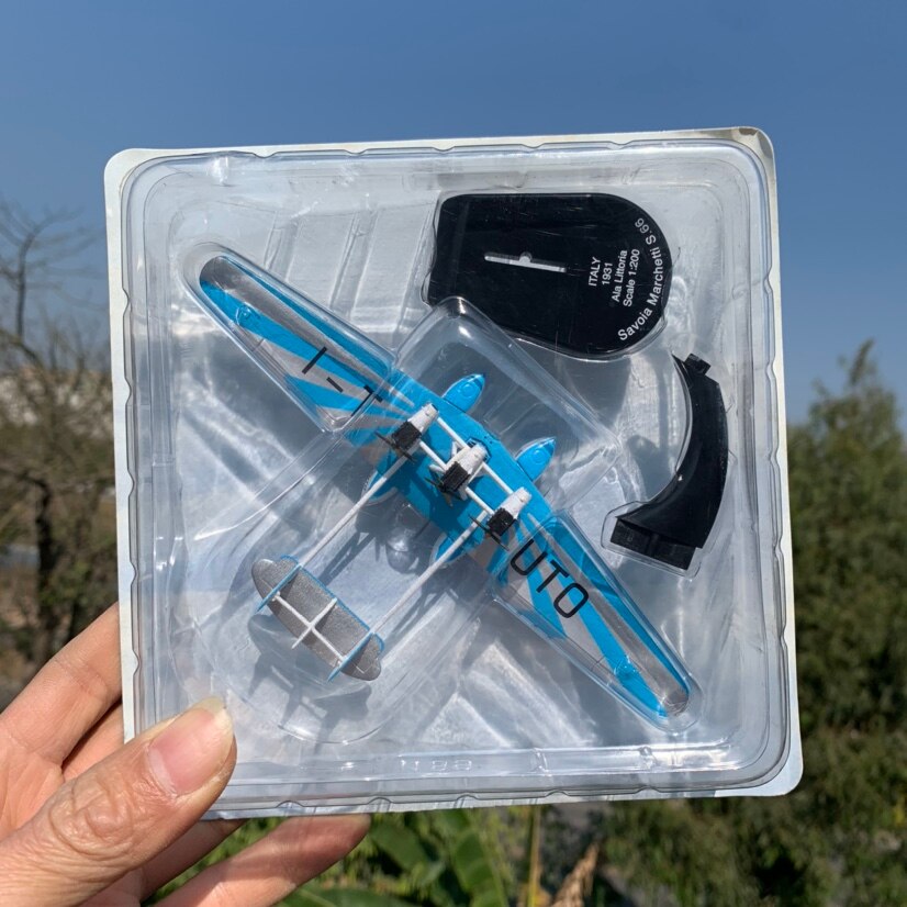 Rare Italian 1:200 s.66 propeller catamaran seaplane model Alloy finished product collection model