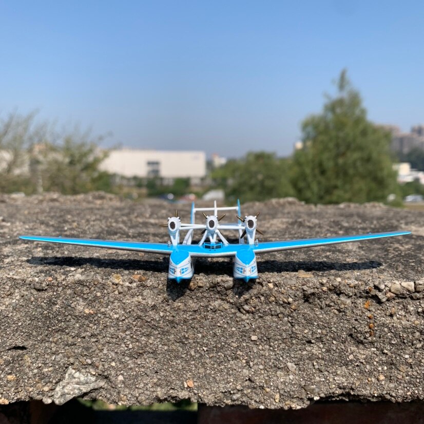 Rare Italian 1:200 s.66 propeller catamaran seaplane model Alloy finished product collection model