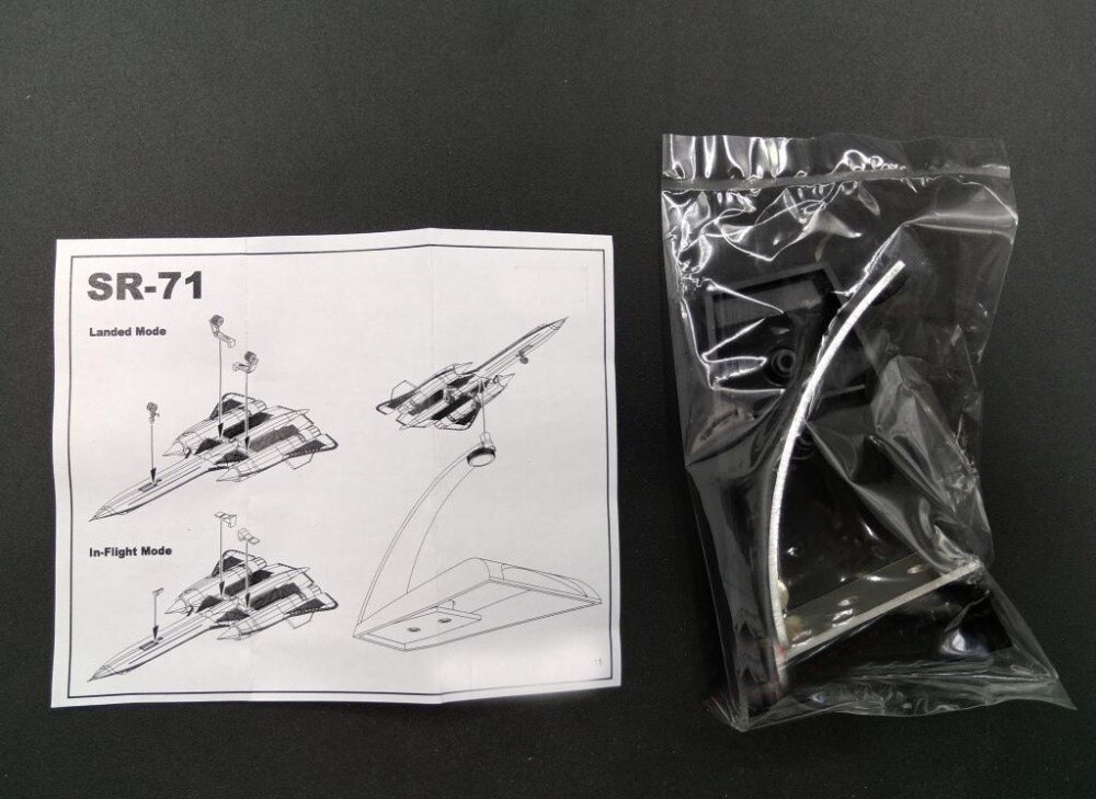 rare Special Offer 1:400 SR-71A Black Bird Supersonic Strategic Reconnaissance Aircraft Alloy Aircraft Model 56263 rare Special Offer 1:400 SR-71A Black Bird Supersonic Strategic Reconnaissance Aircraft Alloy Aircraft Model 56263