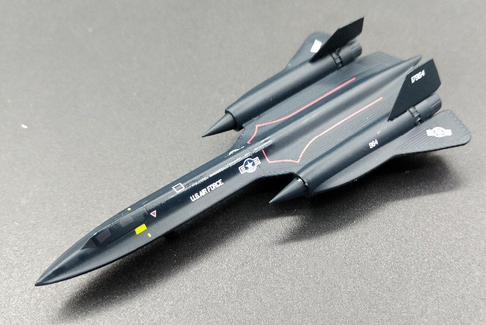 rare Special Offer 1:400 SR-71A Black Bird Supersonic Strategic Reconnaissance Aircraft Alloy Aircraft Model 56263 rare Special Offer 1:400 SR-71A Black Bird Supersonic Strategic Reconnaissance Aircraft Alloy Aircraft Model 56263
