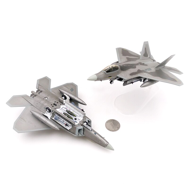 1: 100 USAF F22 stealth fighter Bomb hanging mode Alloy aircraft model 1: 100 USAF F22 stealth fighter Bomb hanging mode Alloy aircraft model