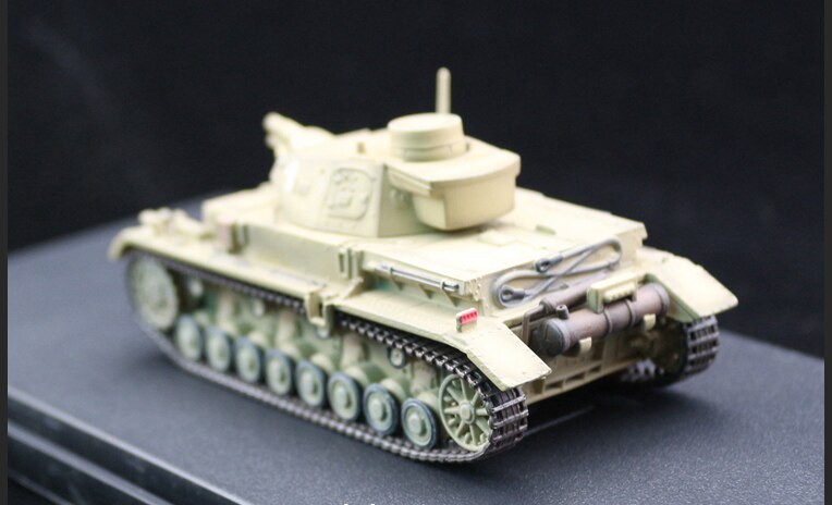 1 / 72 German IV tank model Desert coating Finished tank model 1 / 72 German IV tank model Desert coating Finished tank model