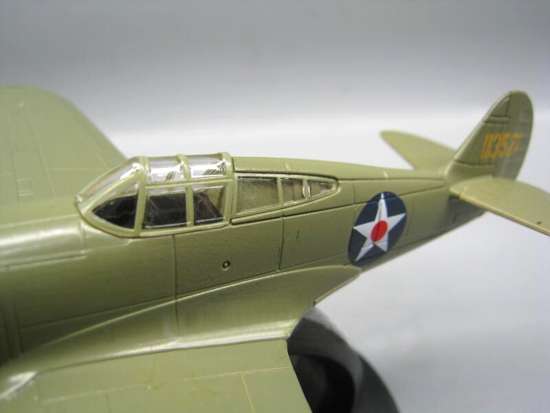 1 / 72 US World War II p40b fighter model Pearl Harbor coating Alloy finished product model 1 / 72 US World War II p40b fighter model Pearl Harbor coating Alloy finished product model