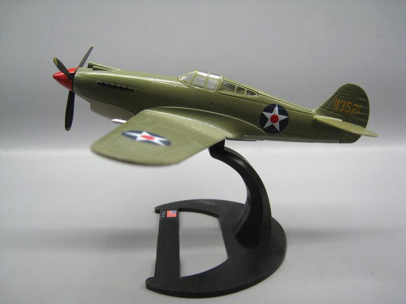 1 / 72 US World War II p40b fighter model Pearl Harbor coating Alloy finished product model 1 / 72 US World War II p40b fighter model Pearl Harbor coating Alloy finished product model