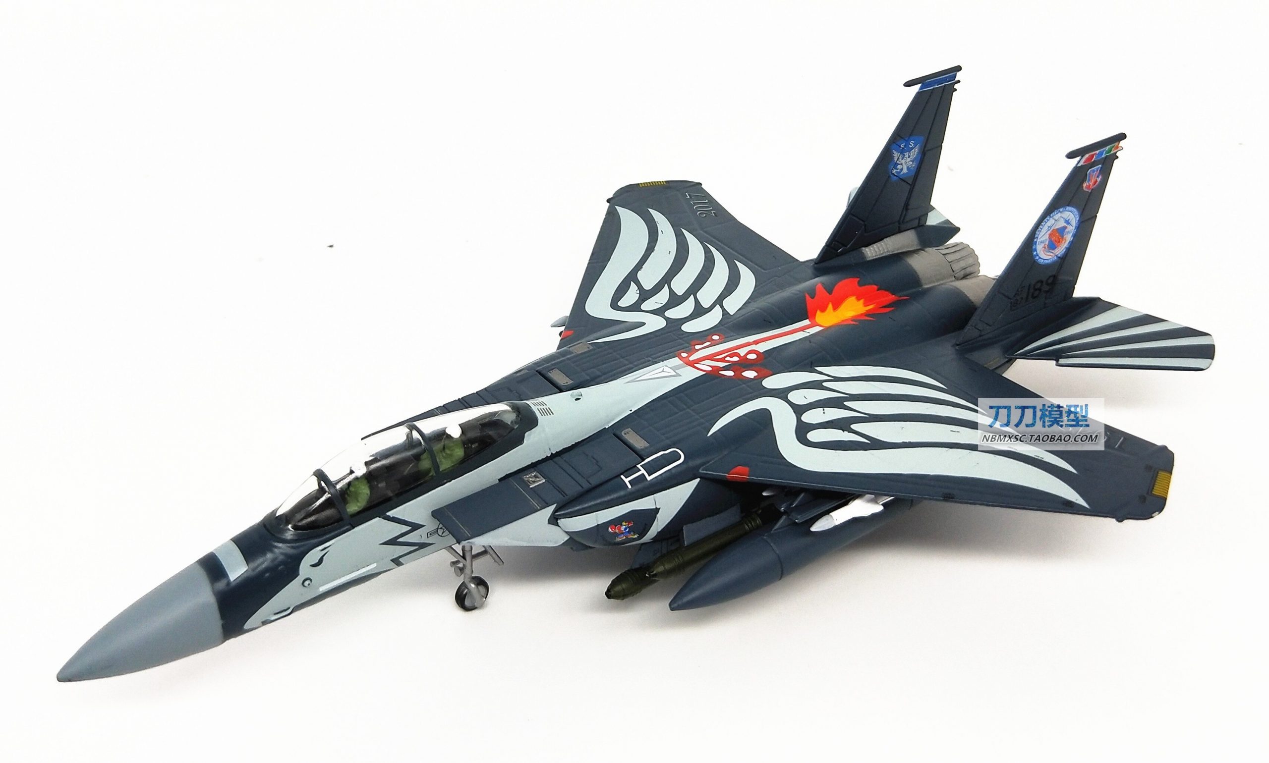 1:100 U.S. Air Force F-15E Two-Seat Supersonic All-Weather Fighter Model alloy Die-casting Collection Model 1:100 U.S. Air Force F-15E Two-Seat Supersonic All-Weather Fighter Model alloy Die-casting Collection Model