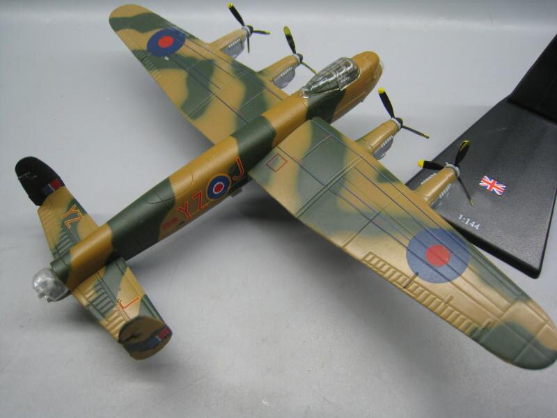 rare Special Offer 1:144 British Army in World War II Lancaster B MKI Long Range Bomber Model Alloy Military Model