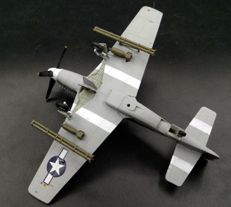 1: 72 World War II American p51B fighter model Trumpeter 39357 Finished product collection model