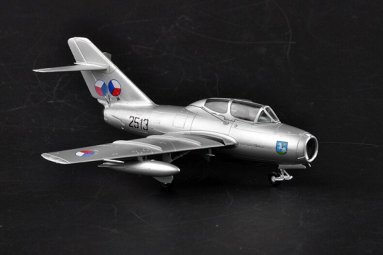 1: 72 Czech Air Force mig-15uti Finished product collection model trumpeter 37137