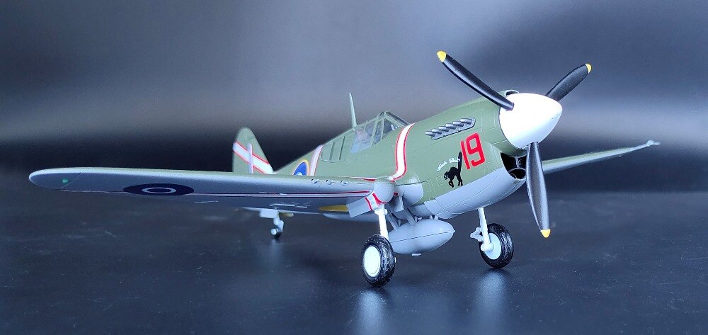 1:48 World War II U.S. p-40m fighter model Dutch army Finished product simulation model 39315 1:48 World War II U.S. p-40m fighter model Dutch army Finished product simulation model 39315