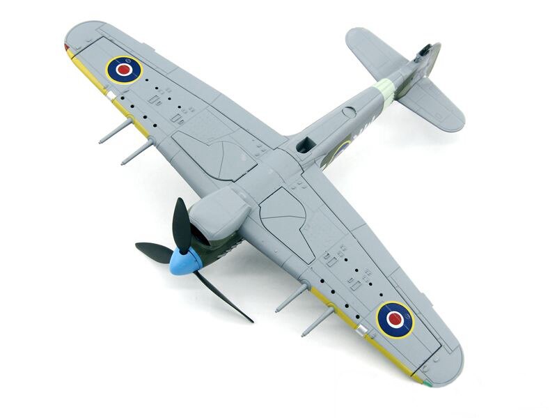 1 / 72 WWII British air force mk.1b fighter 1942 Alloy finished model ornament 1 / 72 WWII British air force mk.1b fighter 1942 Alloy finished model ornament