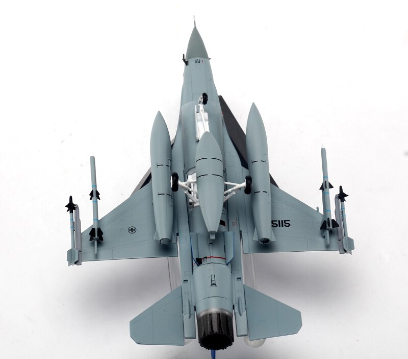 fine 1 / 72 F-16A Portuguese air force 50th anniversary painting Alloy collection model fine 1 / 72 F-16A Portuguese air force 50th anniversary painting Alloy collection model