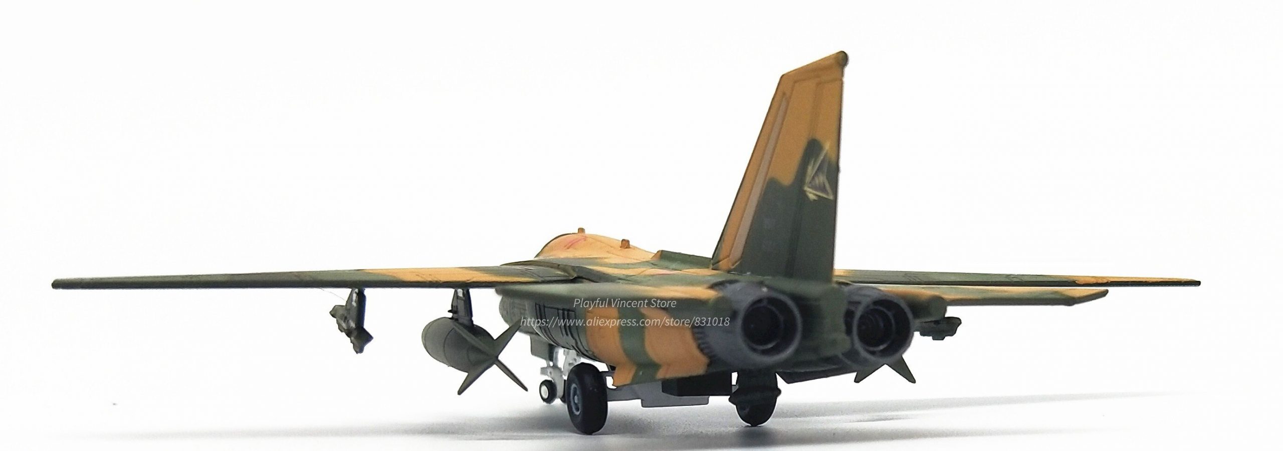 rare Special Offer 1:144 U.S. Air Force F-111A Fighting Bomber Model Alloy model Collection