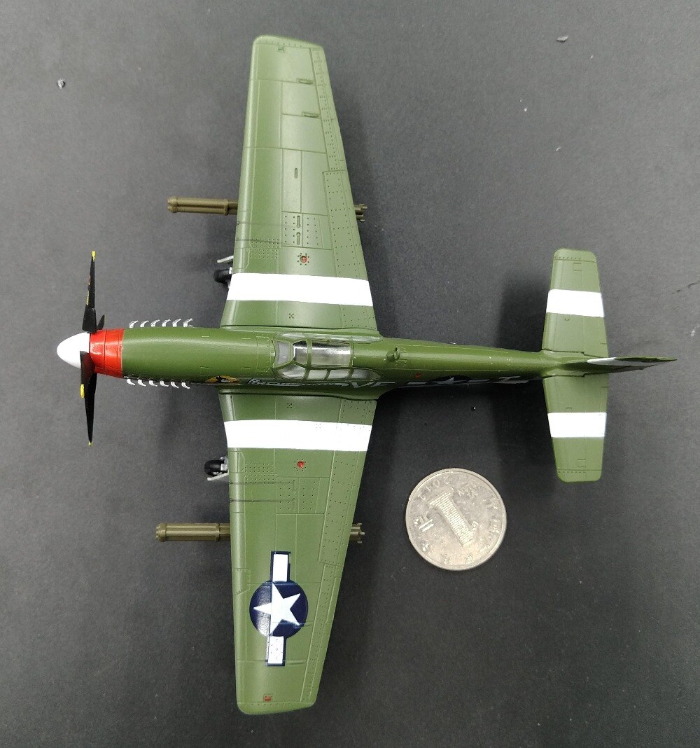 Trumpet 1:72 36359 World War II P51B fighter model Trumpet 1:72 36359 World War II P51B fighter model