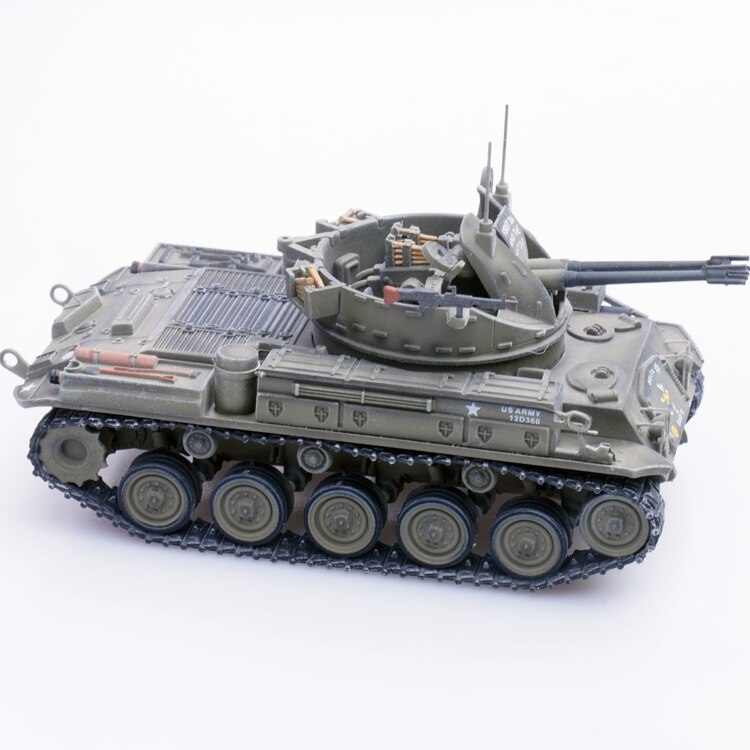 Fine 1 / 72 American M42 air defense vehicle 5th battalion of artillery regiment vs Vietnam War Finished product model
