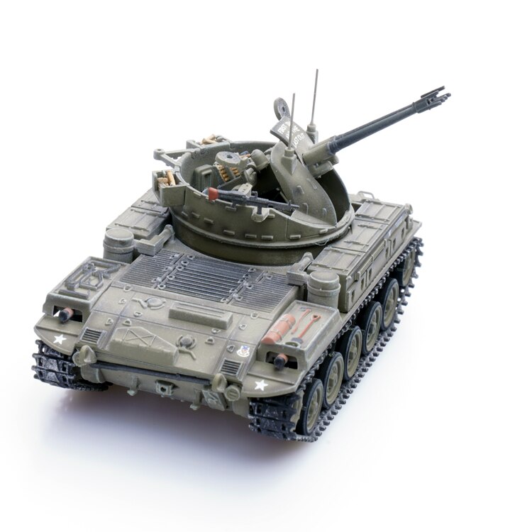 Fine 1 / 72 American M42 air defense vehicle 5th battalion of artillery regiment vs Vietnam War Finished product model