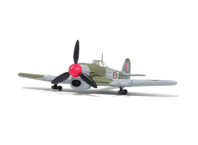 1 / 95 World War II British fighter Alloy finished product model 1 / 95 World War II British fighter Alloy finished product model