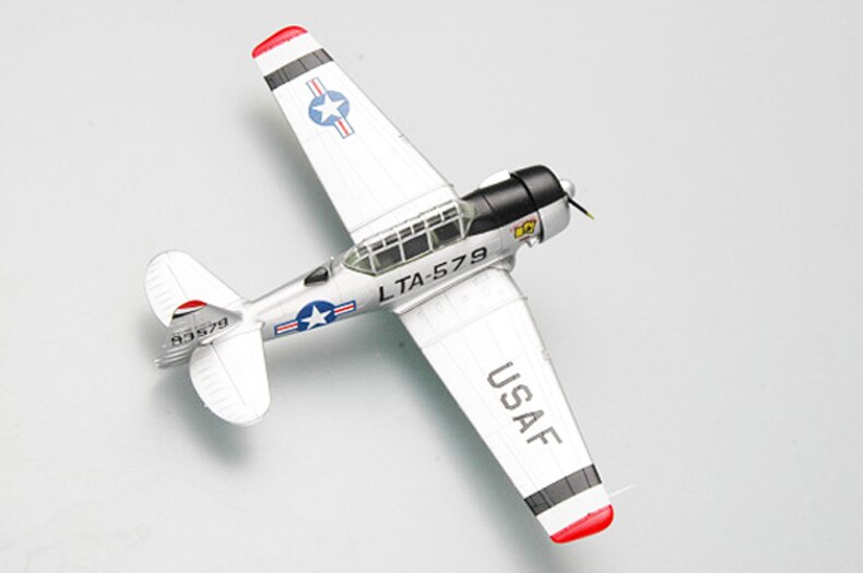 Trumpet 1:72 us T-6G trainer in Korean Air Force 36319 finished product model Trumpet 1:72 us T-6G trainer in Korean Air Force 36319 finished product model