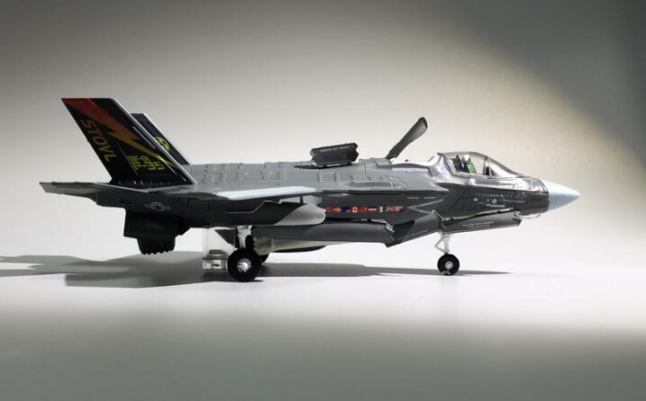 rare Special Offer 1:72 US Marine Corps Model of F35B Vertical Takeoff and Landing Fighter Alloy finished products