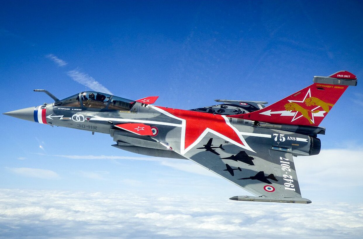 1:72 French Air Force Rafalec fighter The 75th anniversary of Normandy Alloy simulation aircraft model 1:72 French Air Force Rafalec fighter The 75th anniversary of Normandy Alloy simulation aircraft model