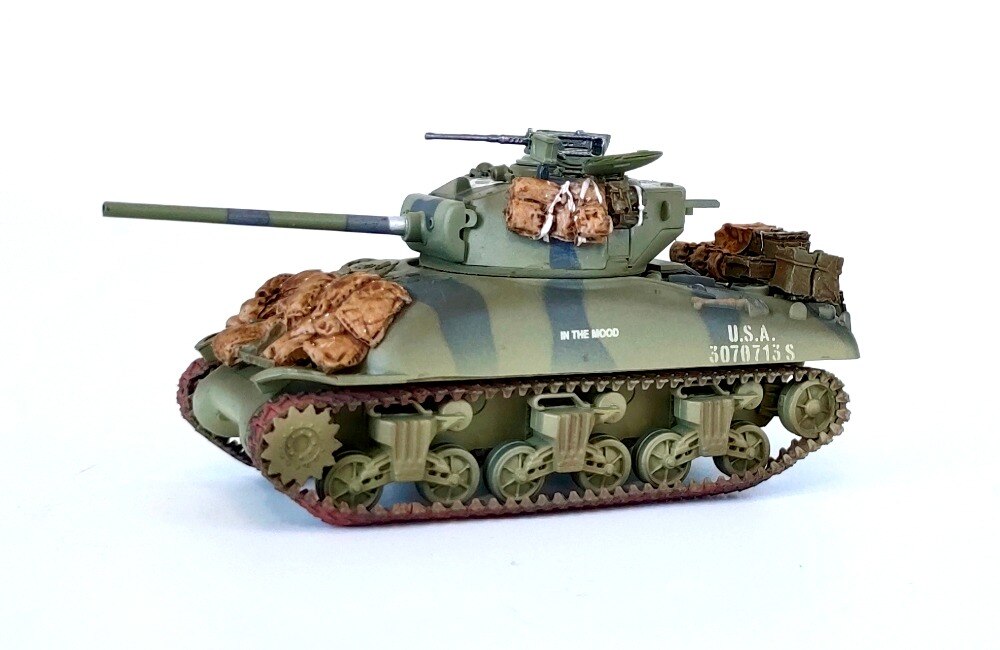 fine1:72 World War II America M4a3e8 tank M4A1 Sherman MK tank model Finished products collection ornaments