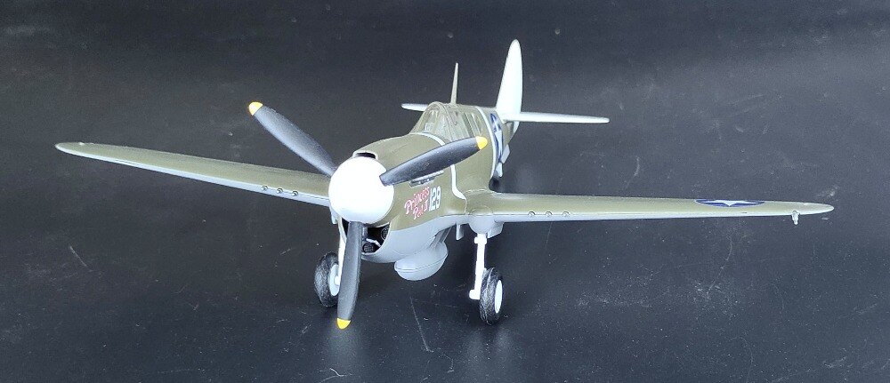 1:48 World War II U.S. p-40m fighter model Finished product simulation model 39311 1:48 World War II U.S. p-40m fighter model Finished product simulation model 39311
