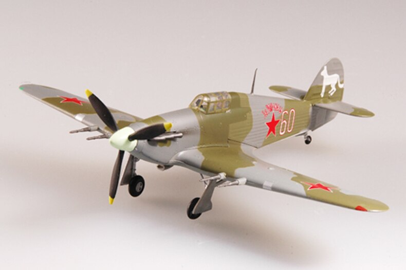 Trumpet 1:72 World War II Soviet air force hurricane MK2 fighter 37244 finished product model